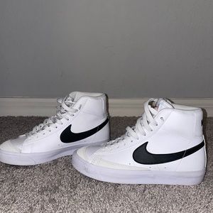 Blazer Mid 77, US 4Y , white